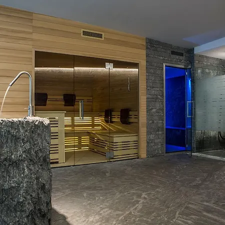 Saleghes Dolomites 3* Selva di Val Gardena